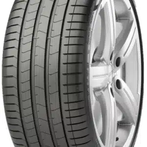 Pirelli P ZERO™ (PZ4) suverehv (235/45R20)