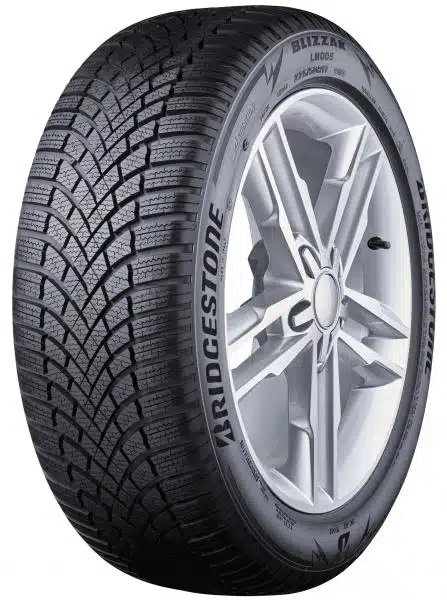 Bridgestone BLIZZAK LM005 lamellrehv (245/45R17) - Head Rehvid - Rehvide müük internetis Bridgestone BLIZZAK LM005 lamellrehv (245/45R17)